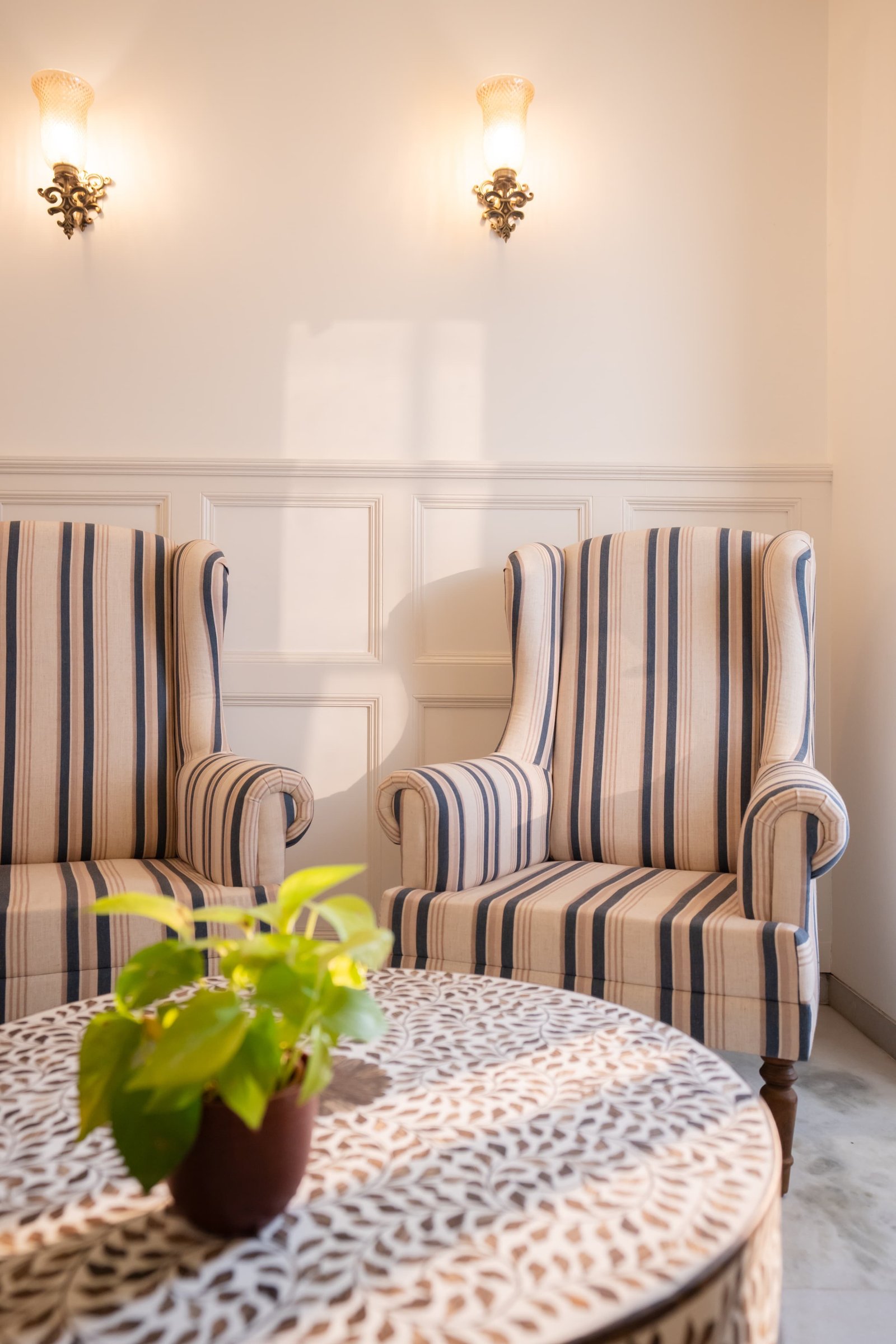 Open terrace seating with cushioned lounge